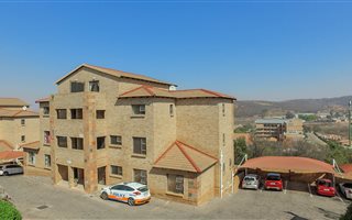 3 Bedroom Townhouse in Mulbarton