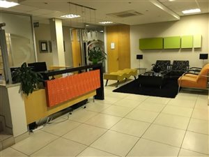 980 m² Office Space in Lonehill