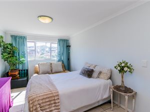 2 Bed Apartment in Nuutgevonden