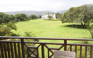 2 Bedroom Apartment in Keurboomstrand
