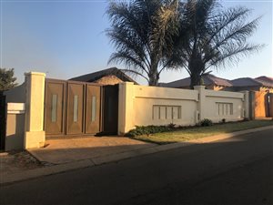 3 Bed House in Naturena