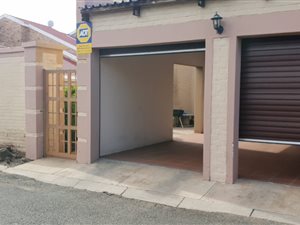 3 Bed House in Memorial Road Area