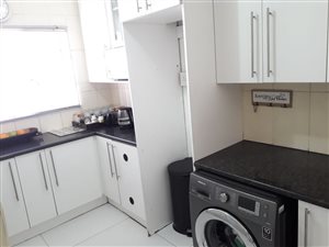 2 Bed Apartment in Wychwood