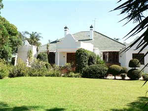 6 Bed House in Westdene