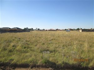 1600 m² Land available in Kaydale