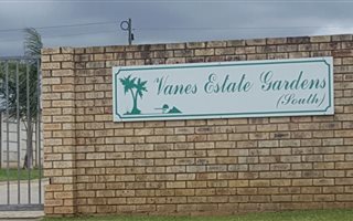 664 m² Land available in Vanes Estate