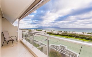 3 Bedroom Apartment in Tableview