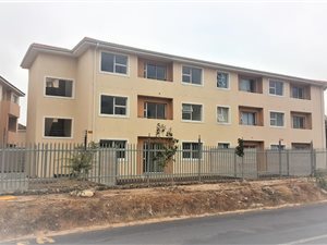 2 Bedroom Apartment in Klein Parys