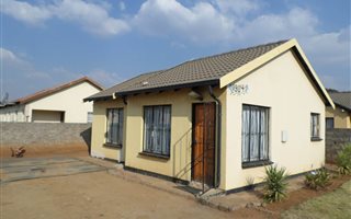 2 Bedroom House in Bakerton