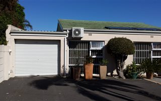 7 Bedroom House in Panorama