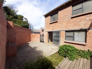 3 Bed Duplex in Lovemore Park