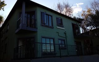 2 Bedroom Apartment in Kameeldrift East