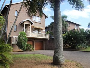 15 Bed Duplex in Uvongo