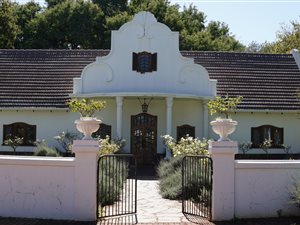 2.6 ha Farm in Doornpoort and surrounds