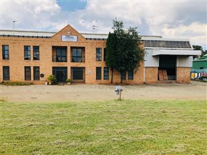 1200 m² Industrial space in Robertville