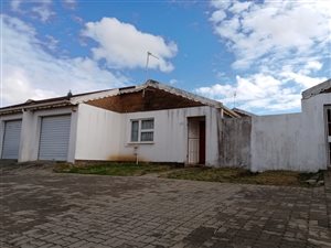 2 Bed Apartment in King Williams Town