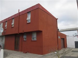 3 Bed Apartment in Belhar