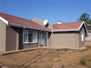 3 Bed House in Castlehill