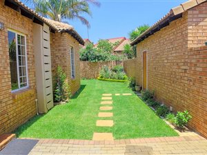 3 Bed Townhouse in Equestria
