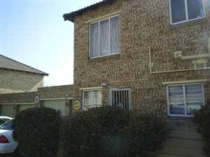 2 Bed Townhouse in Strubens Valley