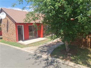 3 Bed Townhouse in Reefhaven