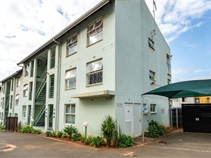 2 Bed Apartment in Essenwood