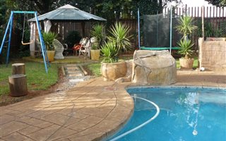 3 Bedroom House in Krugersrus