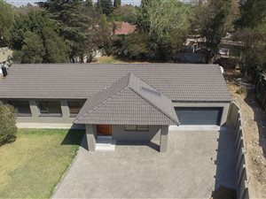 3 Bed House in Aston Manor