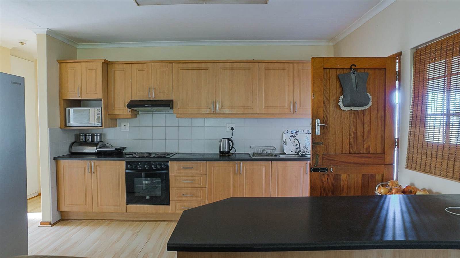 3 Bedroom Townhouse in Signal Hill photo number 6