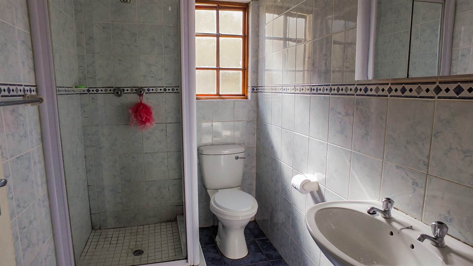 3 Bedroom Townhouse in Signal Hill photo number 17