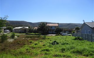 747 m² Land available in Franskraal