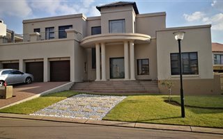 4 Bedroom House in Valleyview Estate