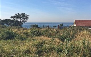 4047 m² Land available in Illfracombe