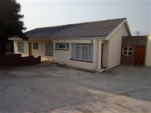 6 Bed House in Parkside