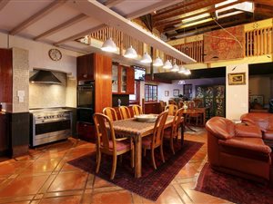 7 Bed House in Waterkloof