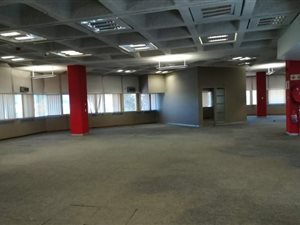 1424 m² Commercial space in Eastgate
