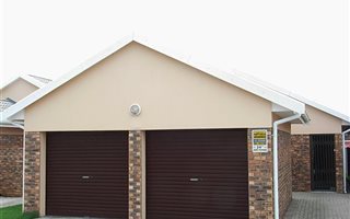 3 Bedroom Townhouse in Gonubie
