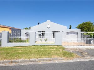 4 Bed House in Southfield