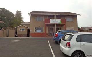 70 m² Commercial space in Montclair
