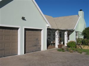 1.1 ha Farm in Hopefield