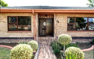 House in Newton Park