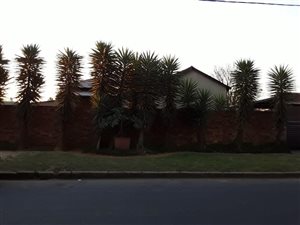 7 Bed House in Brakpan Central