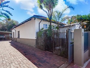 3 Bed House in Westdene