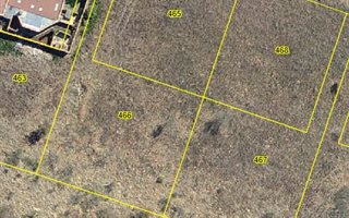 1020 m² Land available in Vaaloewer