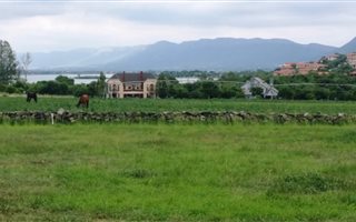 989 m² Land available in Meerhof