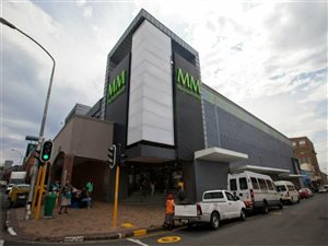 221 m² Commercial space in Wynberg