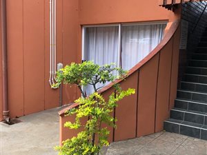 Bachelor apartment in Essenwood