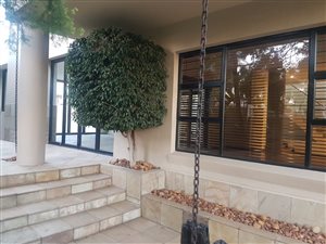 4 Bed House in Dowerglen