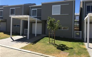 3 Bedroom House in Somerset Lakes