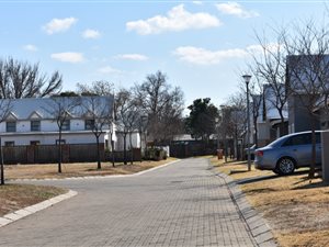459 m² Land available in Mooivallei Park